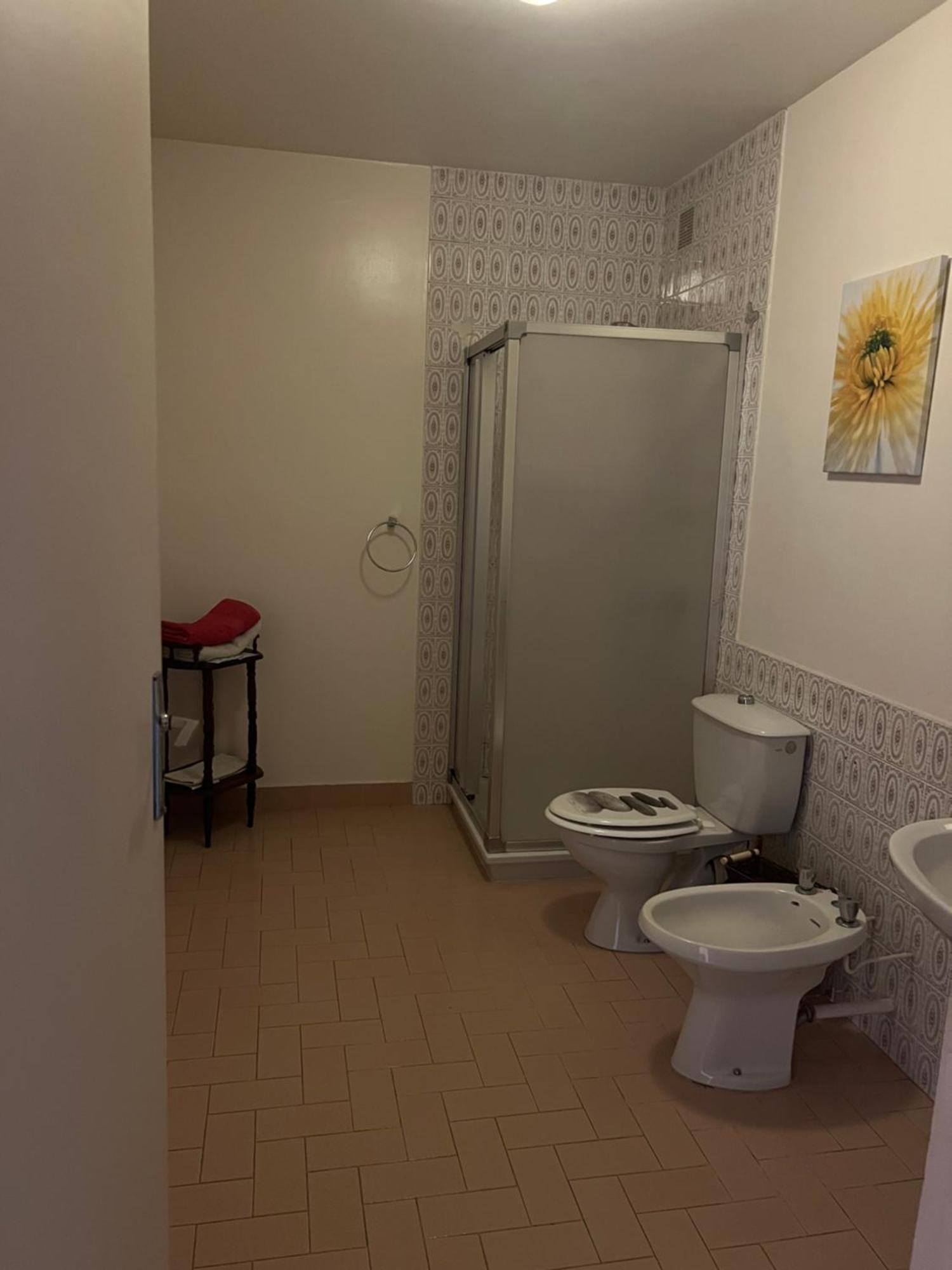 Le Beffroi Aparthotel Tournon-dʼAgenais Exteriör bild